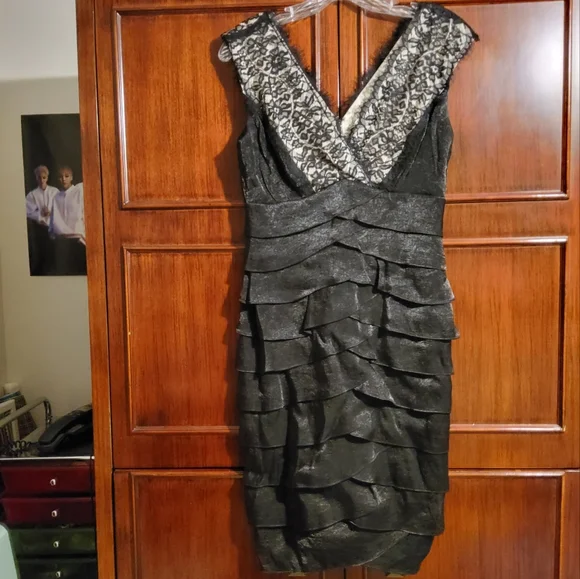 chinese dress ladies Women's Black Halter Midi Dress main image 1